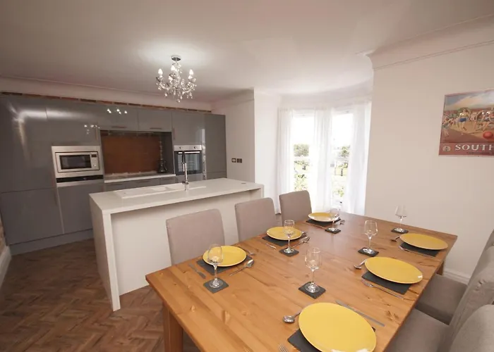 Grade 2 Listed Apartment, Southport Promenade