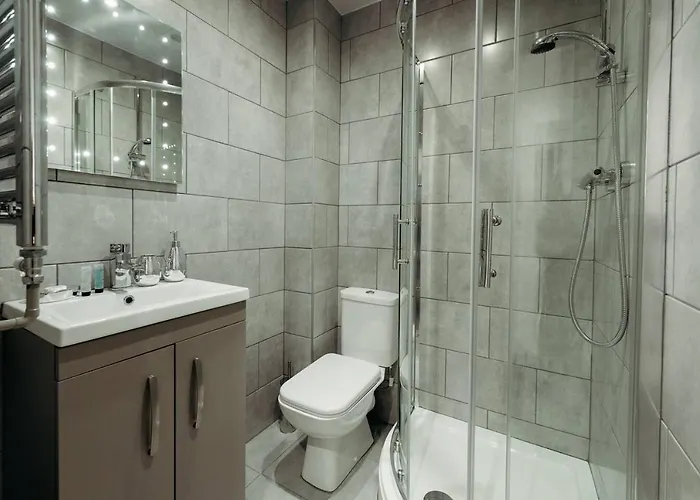 Halifax House, Studio Apartment 209