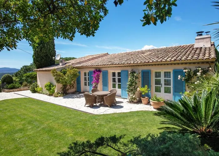 Villa With Magic View Of Bay Of Saint Tropez
