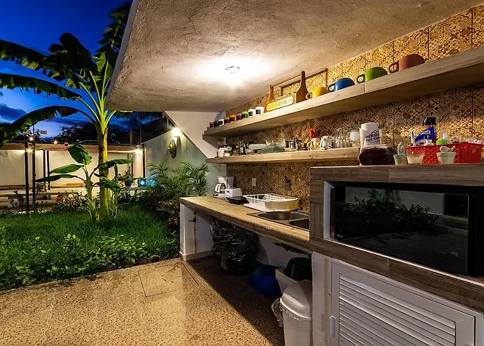 Vacation Rental - Upper Floor Room At Casa Cocoa