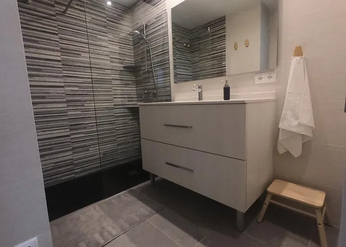 Apartamento Nuevo En El Centro Con Garaje