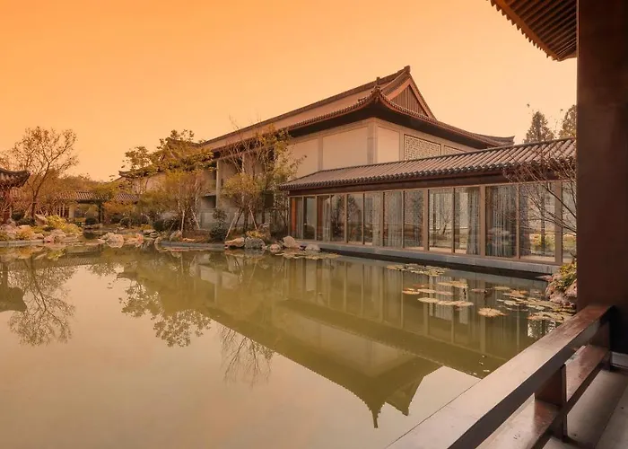 West Lake State Guest House