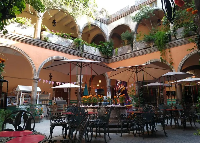 Casa Relox 23