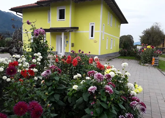 Apartments Steger