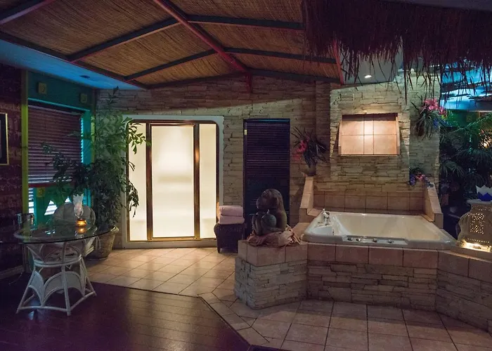 Mariaggi'S Theme Suite Hotel & Spa