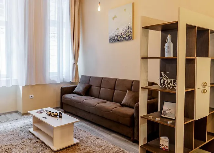 Select City Center Apartments