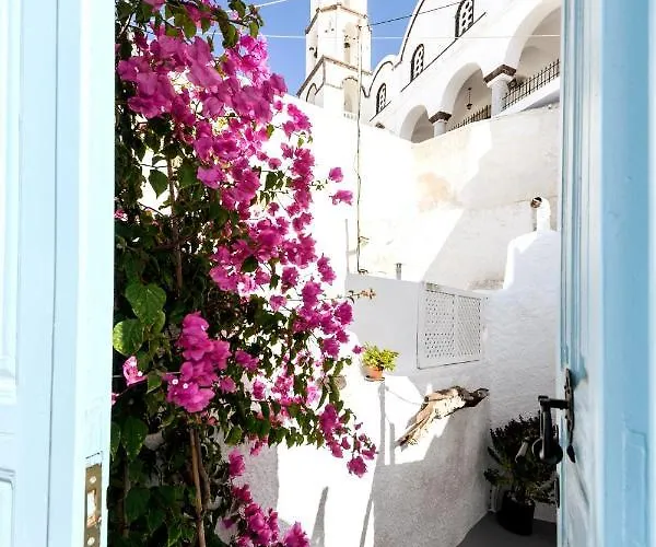 Santorinian Lava House