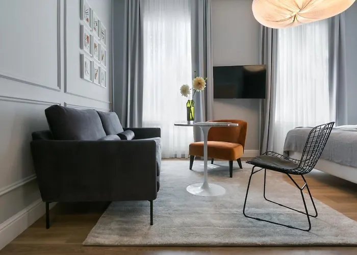 Bumblebee Luxury Apartments