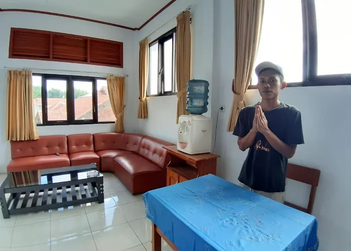 Oyo Life 2884 Wisma Jatnika Syariah