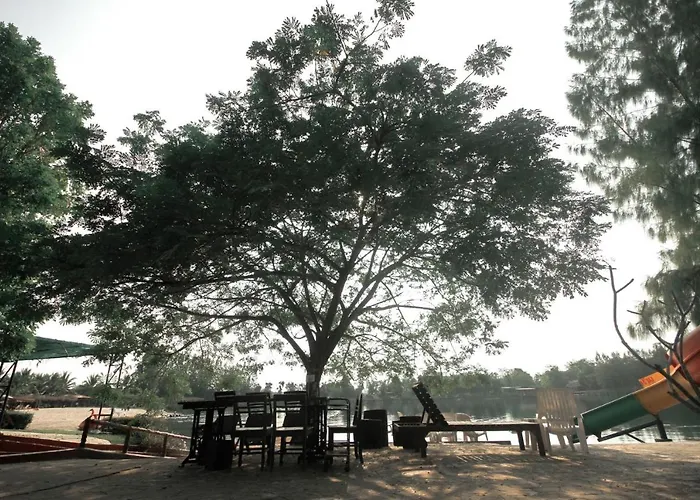 Tara Beach Resort Udonthani