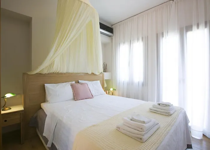 2B Luxurious Villa Io, With Private Pool And Stunningt Sea Views