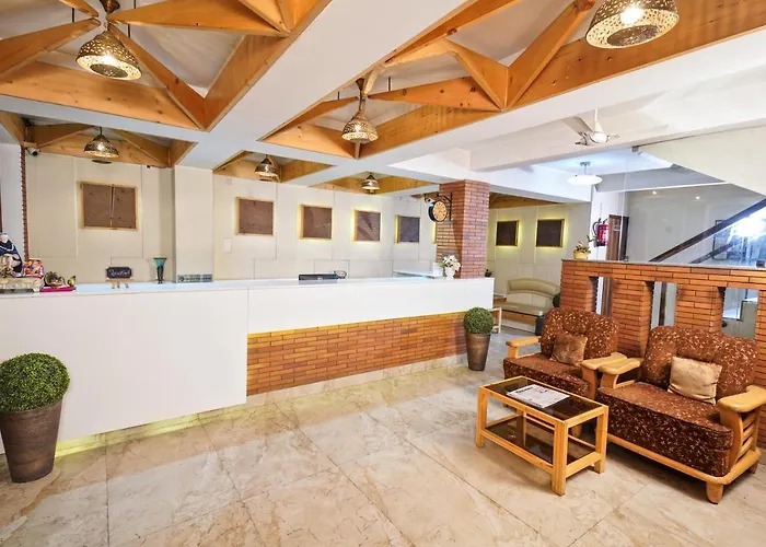 Mayur Hotel Bar And Restaurant