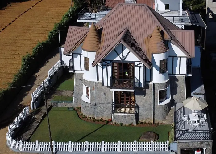 Villa De Roshe