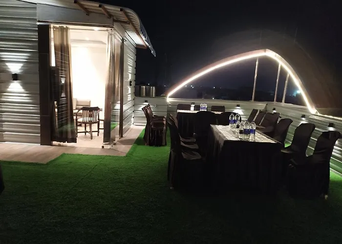 Hotel Star Inn