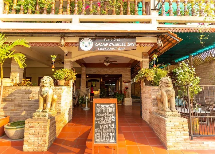 Chang Charlie Inn, Boutique