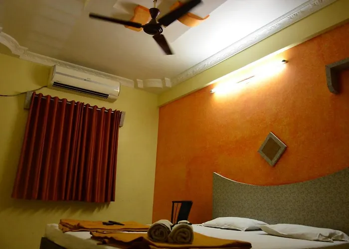 Hotel Sai Vishwa