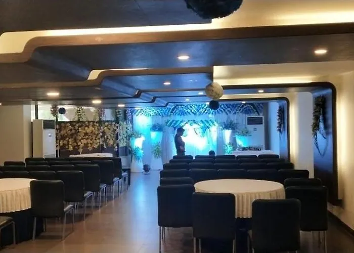 Cocoon Luxury Business Hotel