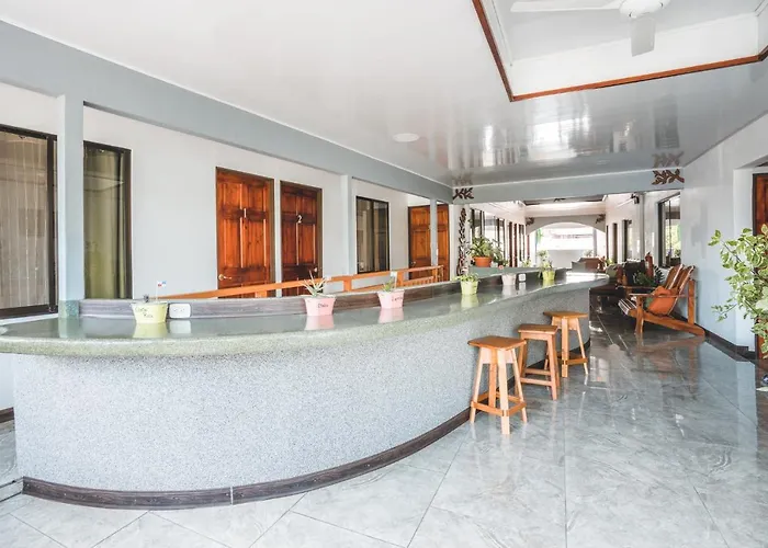 Hotel Hoja De Oro Corcovado