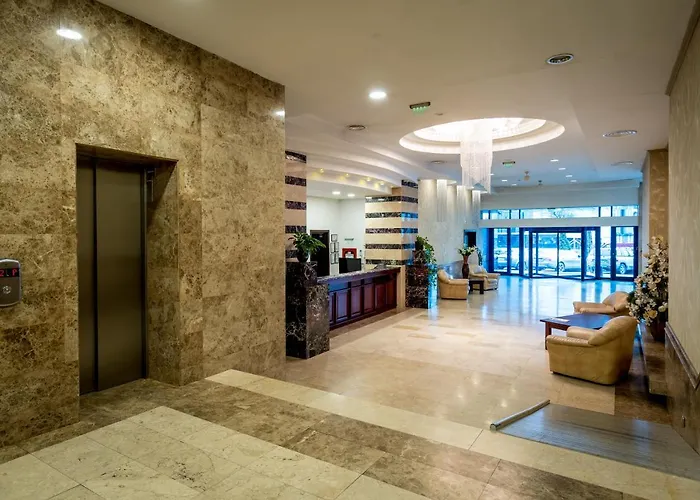Grand Hotel