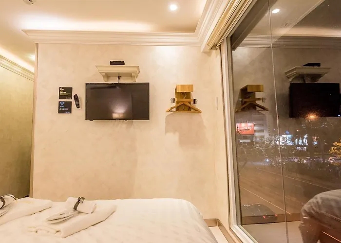 Cj Residence - Opposite Public Bank Centre Point