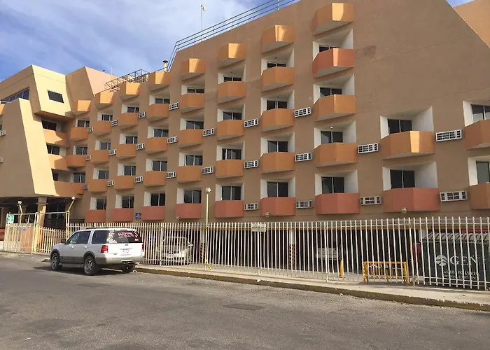 Hotel Plaza Del Sol