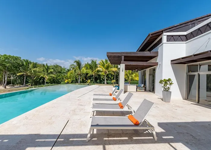 Unique Private Villa With Pools And Golf Cart